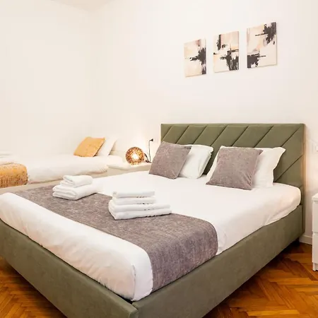 Ramazzini District - Elegant Flat X8 *