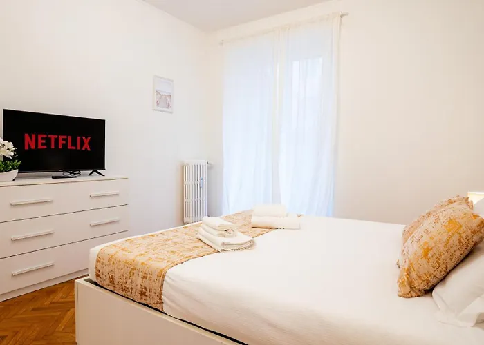 Ramazzini District - Elegant Flat X8 Apartment