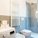 Ramazzini District - Elegant Flat X8 Daire Milano